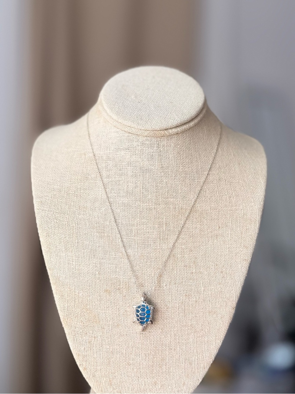 ✔VTG Italy 925 Sterling Silver Blue Pearl Turtle Cage Locket Necklace
